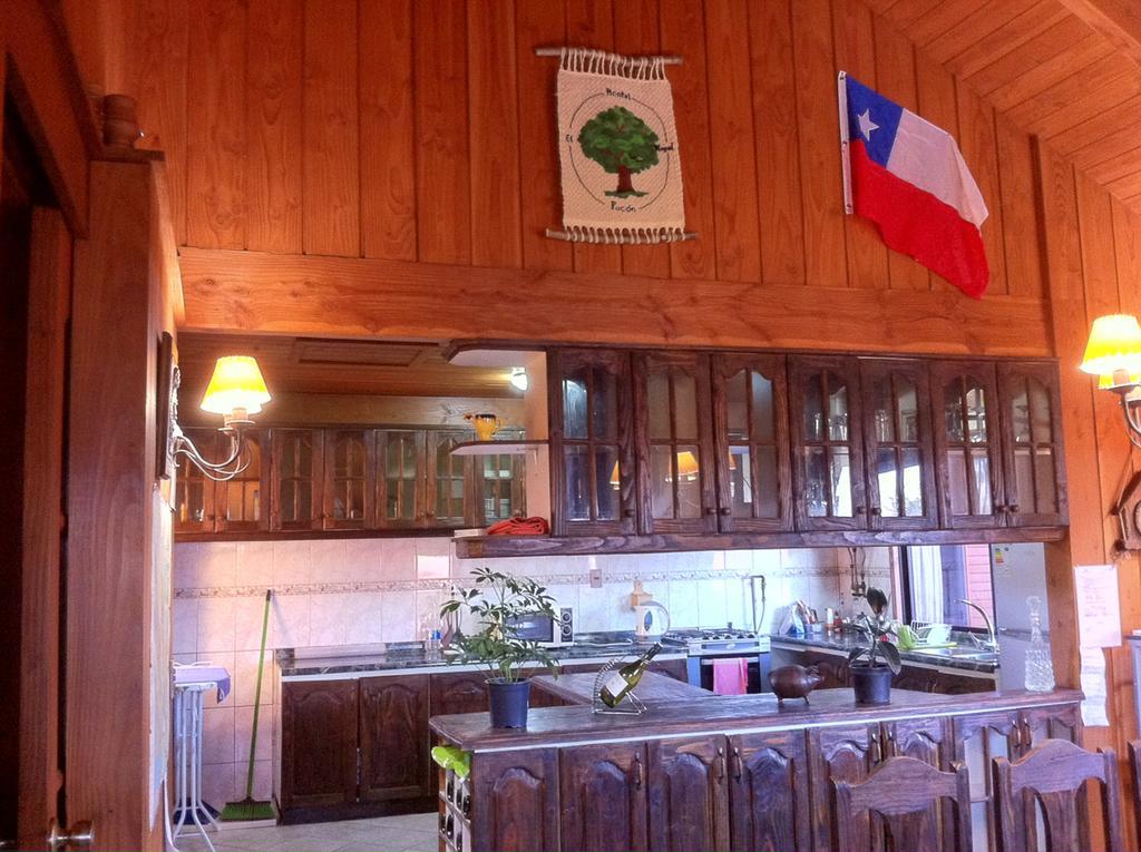 Hostal El Nogal 푸콘 외부 사진