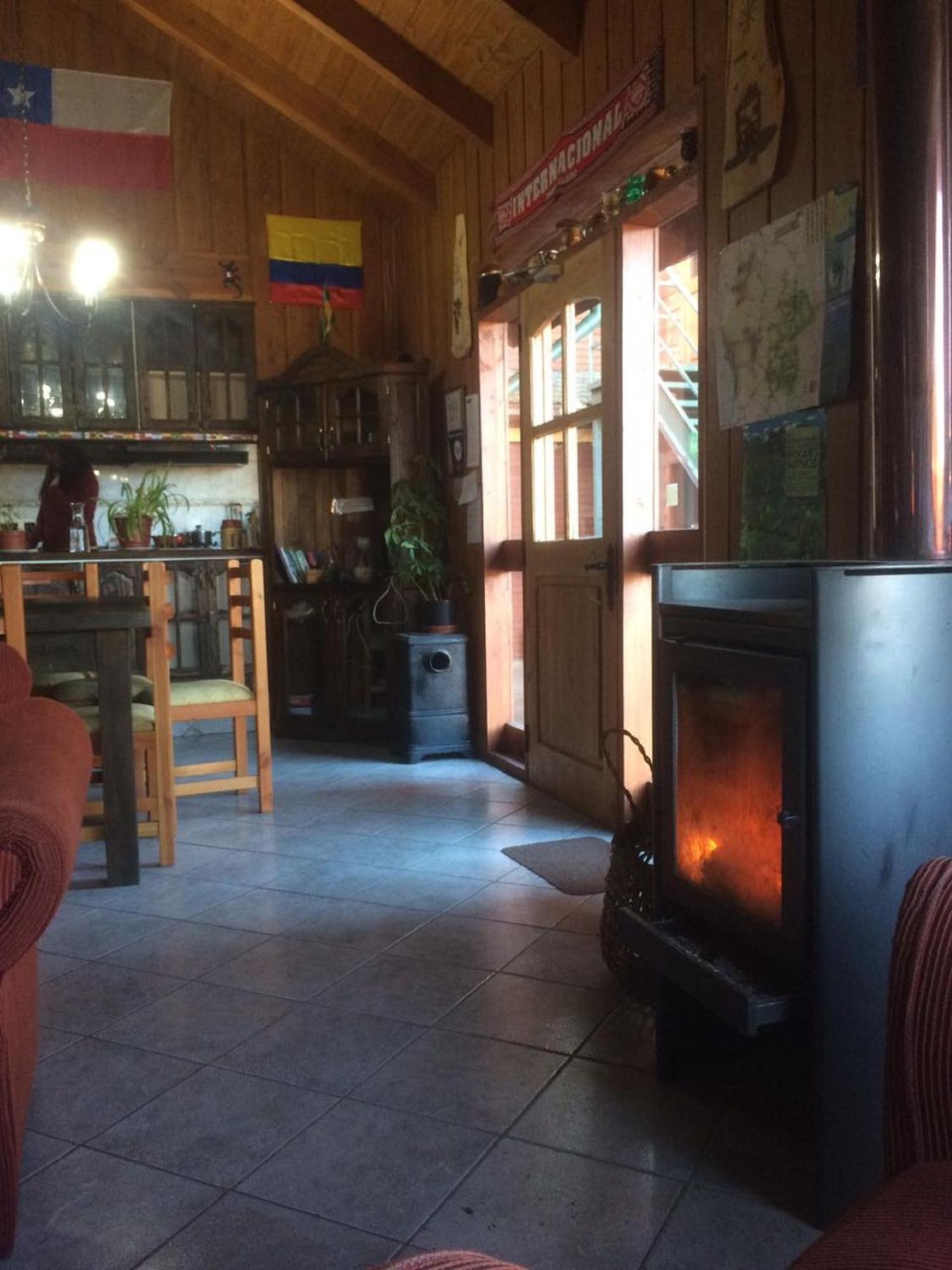 Hostal El Nogal 푸콘 외부 사진
